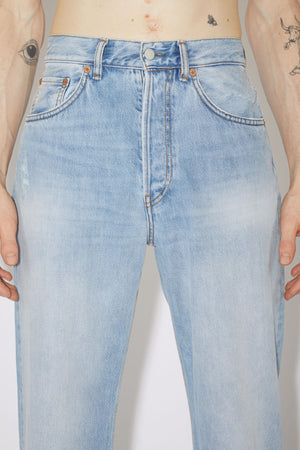 2021M LIGHT BLUE VINTAGE JEANS