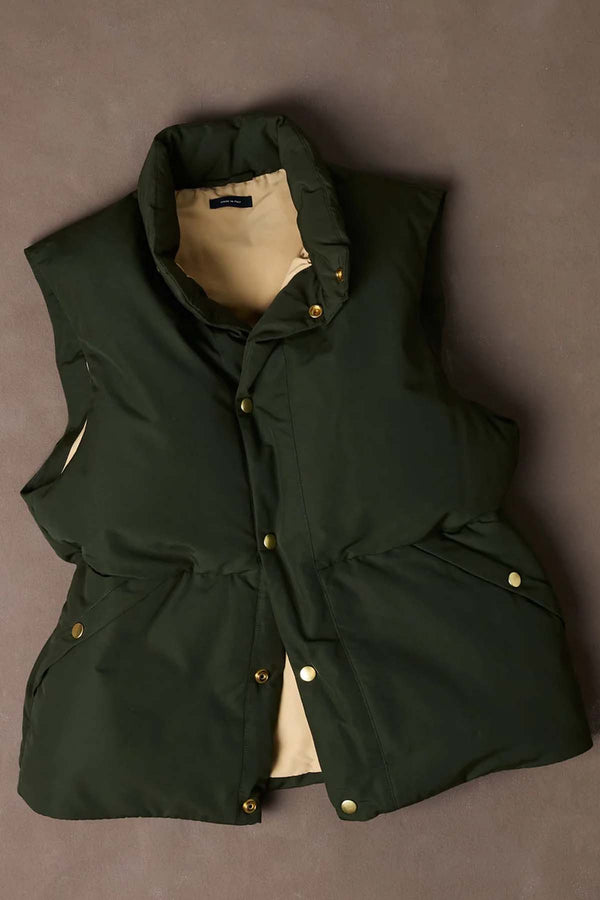 SLEEVELESS DOWN PUFFER