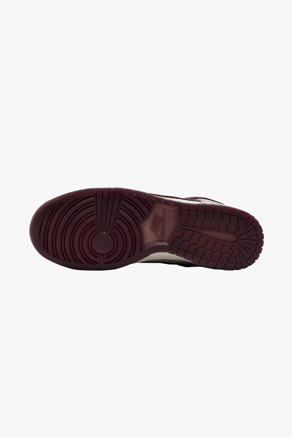 Nike Dunk Low Retro SE