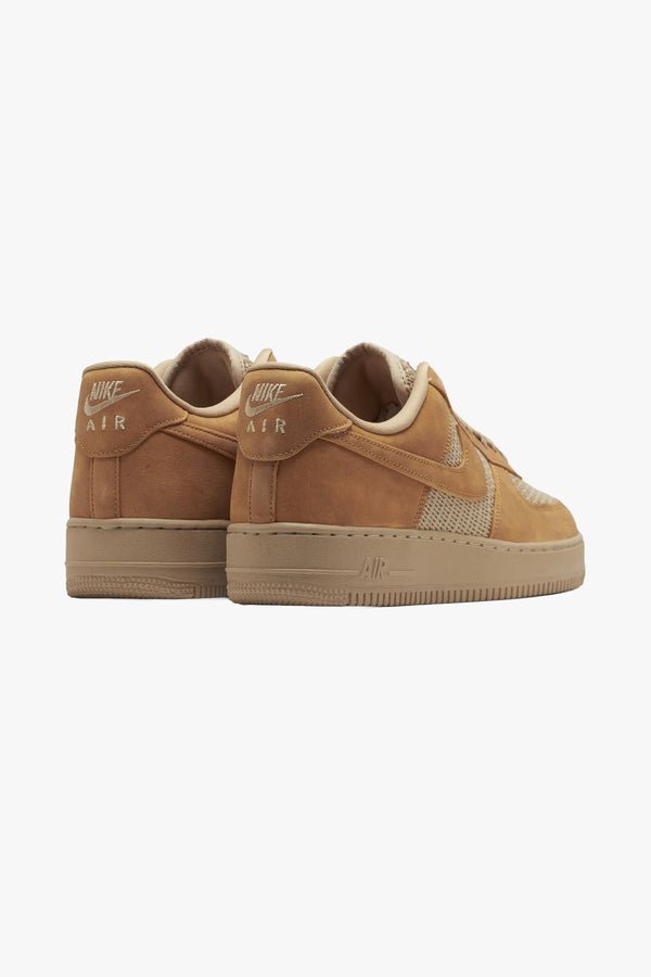 Nike Air Force 1 '07 LV8