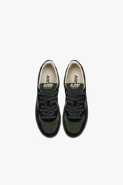 Medalist Low Suede Sneakers