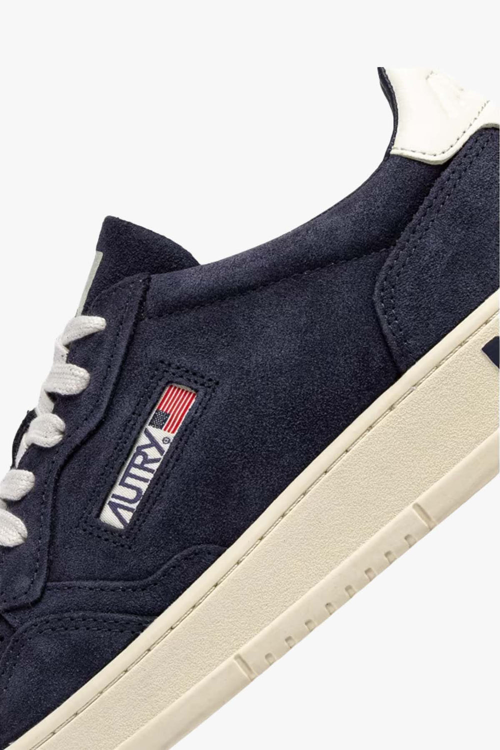 Medalist Low Suede/Leather