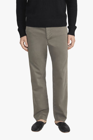 THE STRAIGHT CHINO