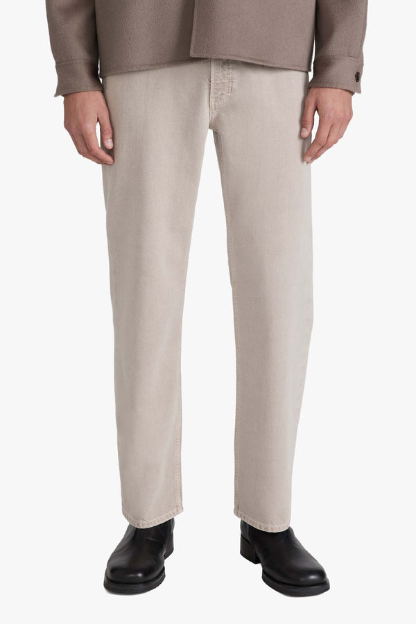 THE RELAXED JEAN