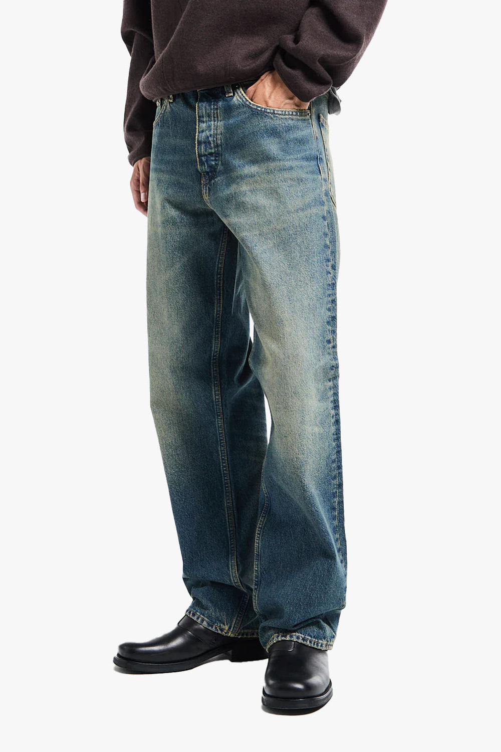 Loose Fit Jeans