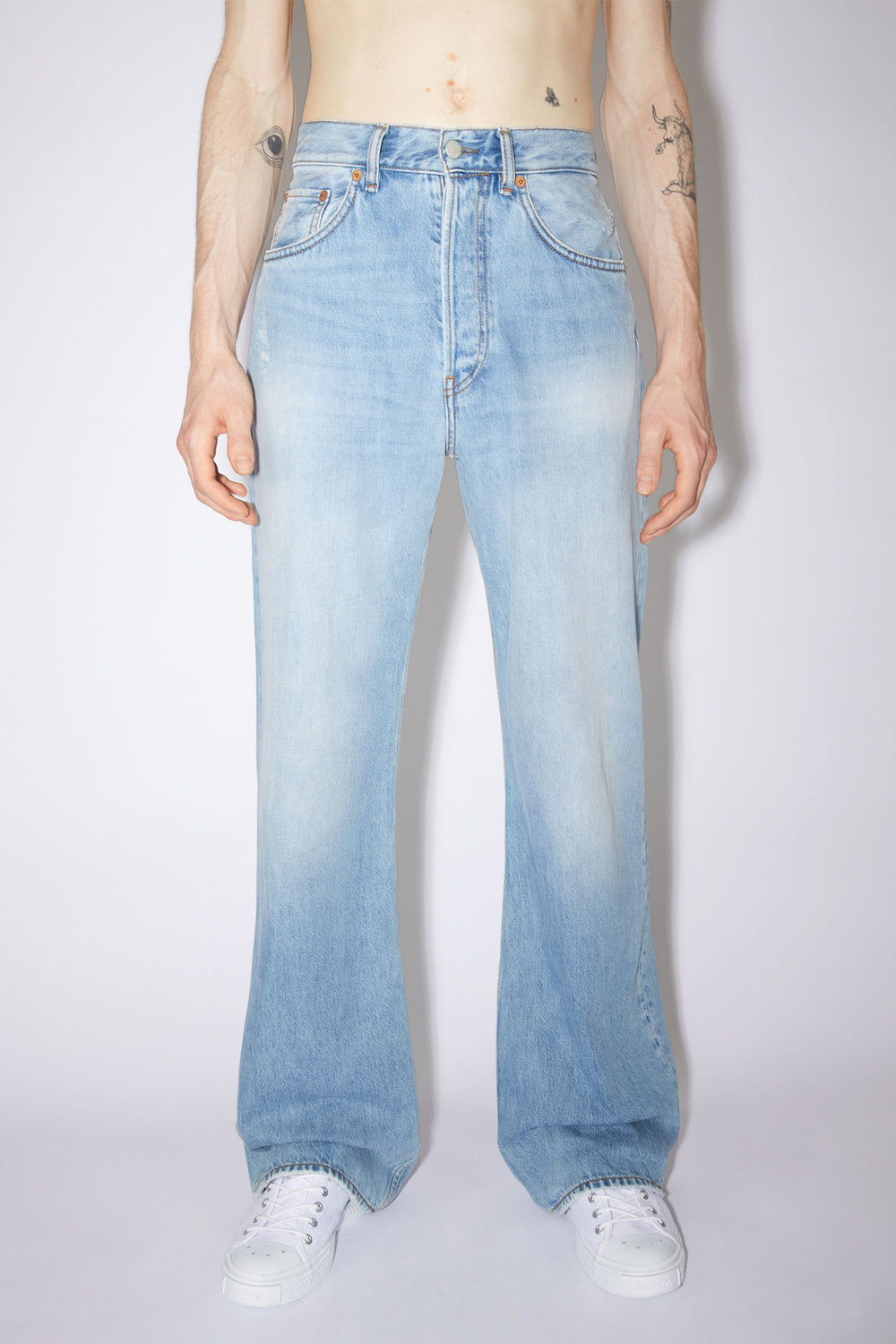2021M LIGHT BLUE VINTAGE JEANS