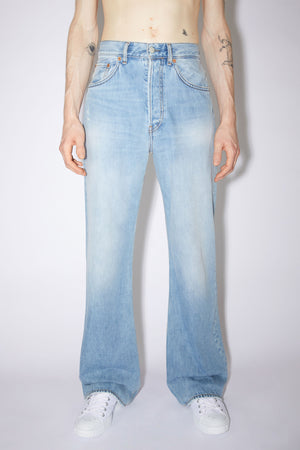 2021M LIGHT BLUE VINTAGE JEANS