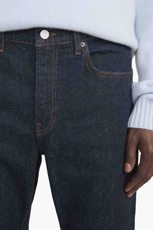 THE STRAIGHT JEAN