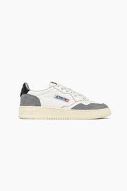 Medalist Low Suede Sneakers White/Grey