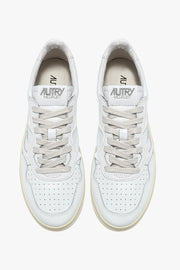 MEDALIST LOW LEATHER SNEAKERS