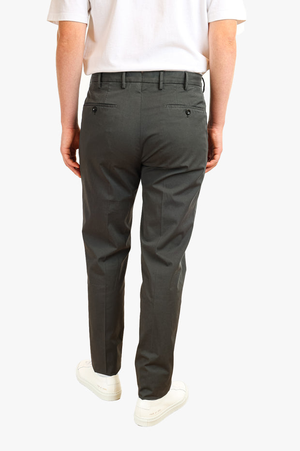 Tapered Fit High Comfort Chino