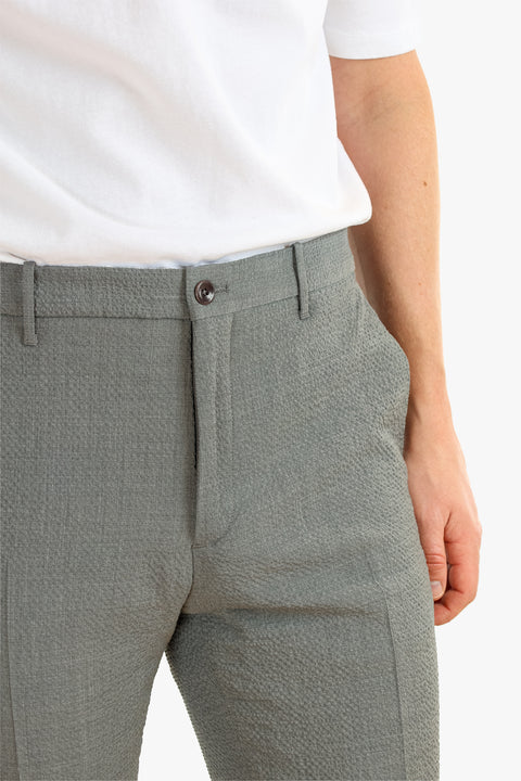 Slim Fit Seersucker Chino